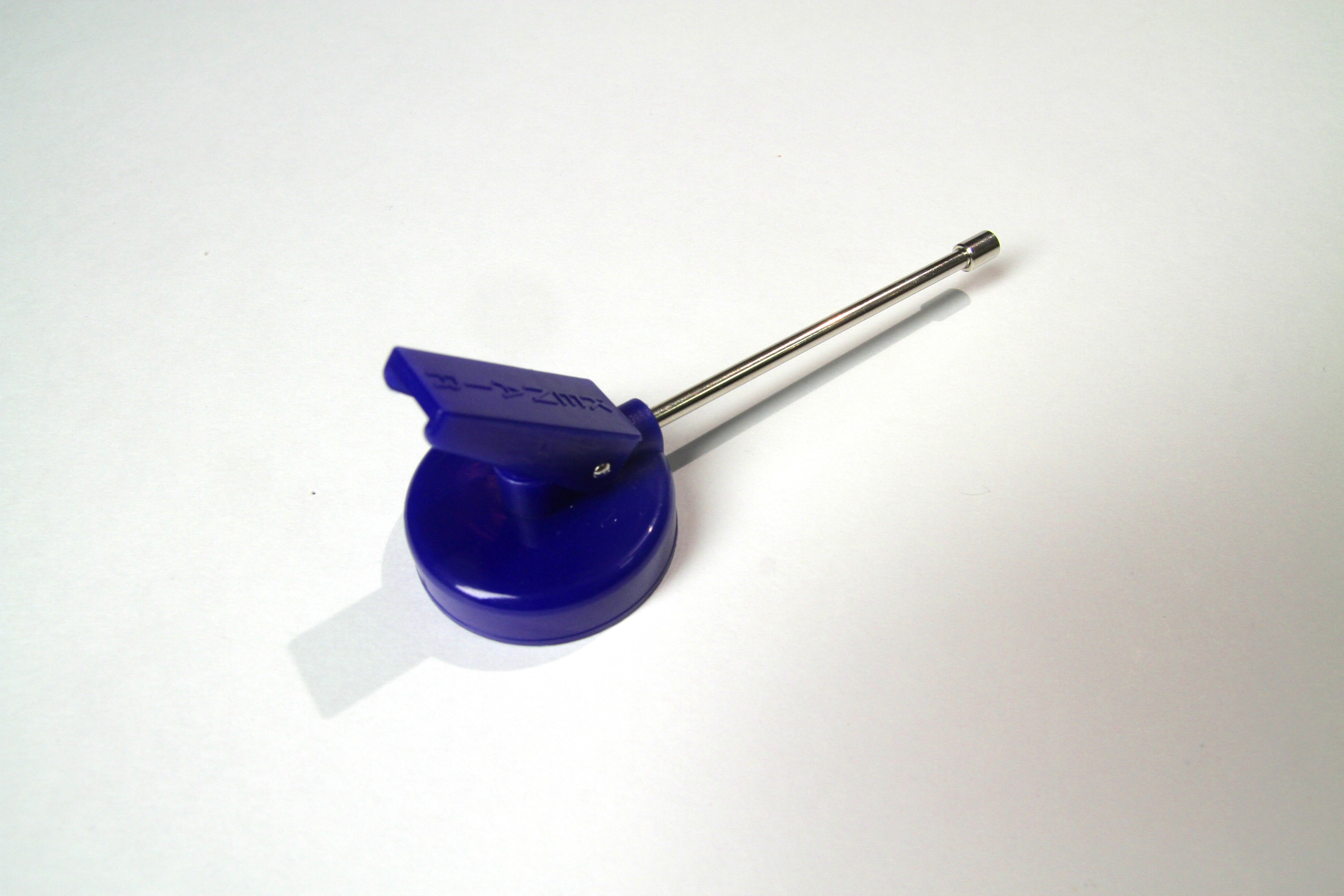 Насадка-вентиль Kenro Kenair для баллона с воздухом в магазине RentaPhoto.Store