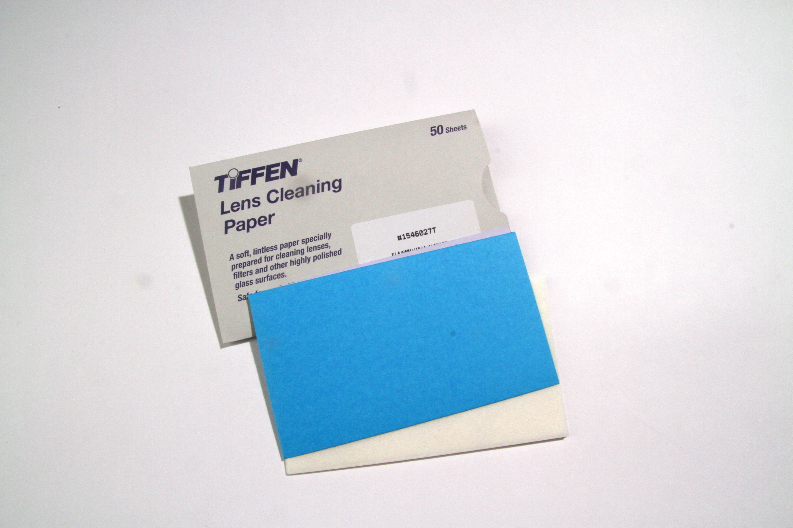 Салфетки чистящие Tiffen Lens Cleaning Paper, 1 коробка (50 шт) в магазине RentaPhoto.Store